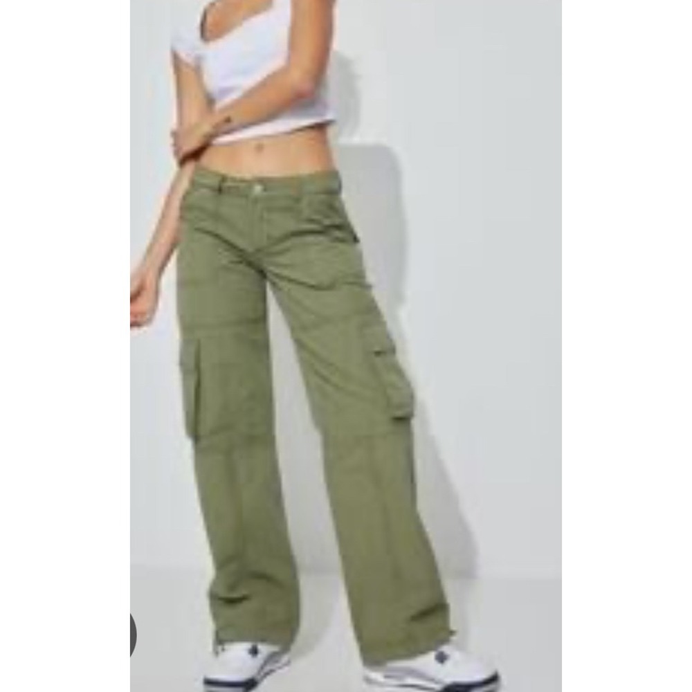 BBJ Los Angeles‎ Olive 100% Cotton Cropped Raw Hem Cargo Pants Women's 9/29 EUC